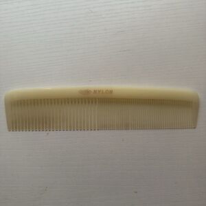 Vintage Dupont Nylon Purse Comb Combs
